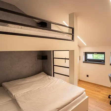 Alpehytte Pri Rybniku Strohm