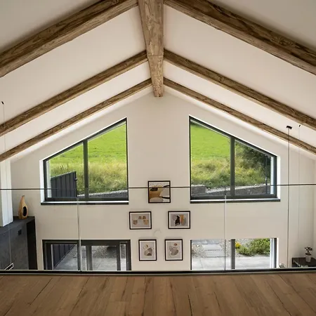 シャレー Pri Rybniku Strohm *